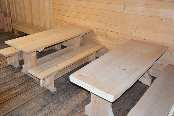 Tischgarnituren aus einheimischen Holz